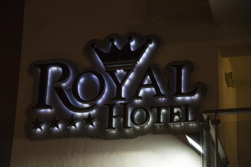 Royal Hotel Κοσέντζα Εξωτερικό φωτογραφία